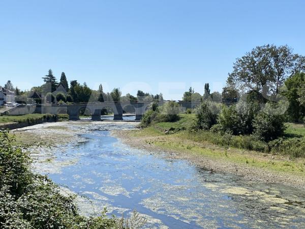 Charmante Maison avec Vue Imprenable sur la Creuse  Descartes