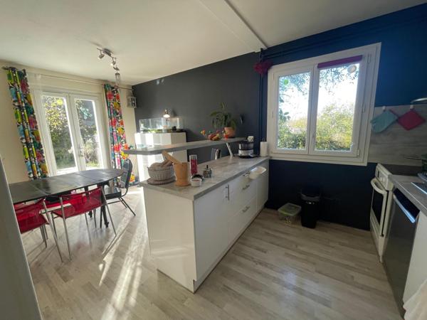 Maison d'environ 80 m² à moins de 500 m du centre bourg