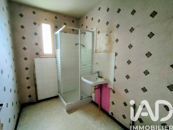 Maison à vendre 3 pièces 77 m² Le Breil-sur-Mérize