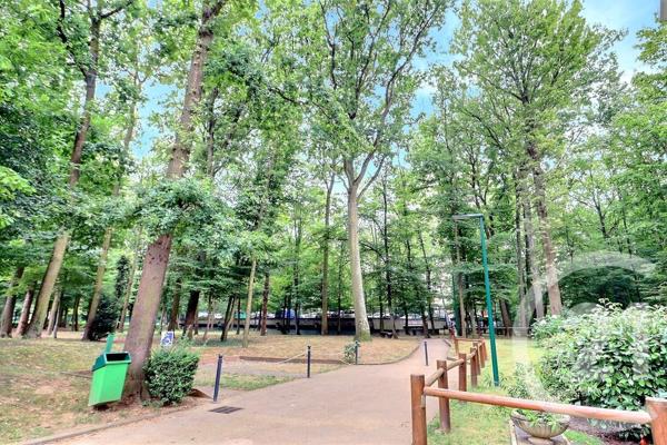 Appartement F4 à vendre  4 pièces - 78,51 m2 TREMBLAY EN FRANCE - 93