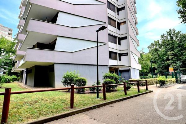 Appartement F4 à vendre  4 pièces - 78,51 m2 TREMBLAY EN FRANCE - 93