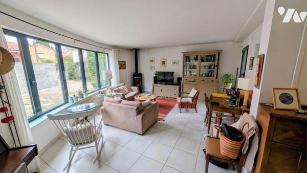 VILLA DE TYPE 6 EN R+1 AVEC STUDIO INDEPENDANT AU RDC