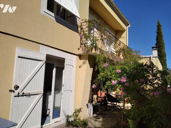 VILLA DE TYPE 6 EN R+1 AVEC STUDIO INDEPENDANT AU RDC