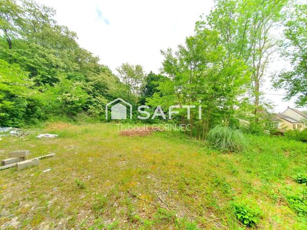 Terrain de 1000m² en plein centre de Nemours