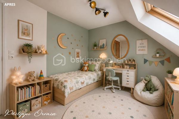 🏡 Pavillon traditionnel de 113 m² avec jardin – Un cadre de vie idéal pour toute la famille

Situé dans un environnement calme et recherché, ce charmant pavillon traditionnel de 113 m² habitables saura vous séduire par ses volumes généreux, sa luminosité et son excellent état général.

Dès l'entrée, vous découvrirez une cuisine fonctionnelle ainsi qu’un salon/séjour lumineux, parfait pour partager des moments conviviaux en famille ou entre amis. La maison offre également 4 chambres confortables, idéales pour accueillir toute la famille.

Vous bénéficierez d’une salle de bain avec douche, ainsi que de 2 WC, apportant un réel confort au quotidien.

Le bien dispose également d’un sous-sol total, offrant de nombreuses possibilités de rangement, d’aménagement ou de stationnement.

À l'extérieur, vous profiterez d’un jardin de 463 m², agréable et facile d’entretien, parfait pour les moments de détente, les repas en extérieur ou les jeux des enfants.

Idéalement située, cette maison bénéficie d'un emplacement privilégié à proximité immédiate des commerces, des écoles et de la gare, facilitant ainsi votre quotidien tout en offrant un cadre de vie agréable.

✨ Les atouts :
Pavillon traditionnel de qualité
Surface habitable de 113 m²
Cuisine fonctionnelle
Salon/séjour lumineux
4 chambres
Salle de bain avec douche
2 WC
Sous-sol total
Jardin de 463 m²
Aucun travaux à prévoir
Proche des commerces, des écoles et de la gare
Secteur calme et agréable
Idéal pour une famille

Une belle opportunité à découvrir sans tarder !