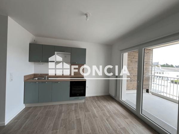 Location Appartement 3 pièces 65.87 m² - Laval 53000