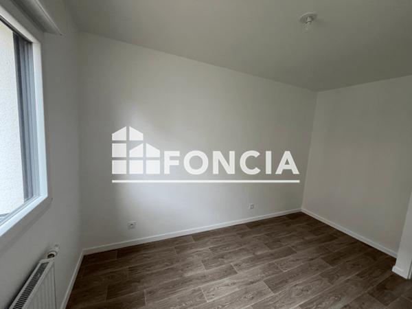 Location Appartement 3 pièces 65.87 m² - Laval 53000