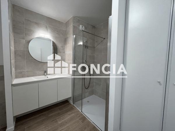 Location Appartement 3 pièces 65.87 m² - Laval 53000