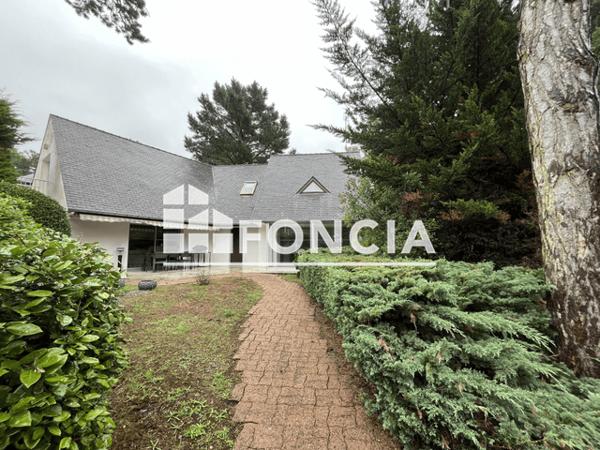 Location Maison 5 pièces 147.96 m² - 6 PLACE DE REIMS La Baule-escoublac 44500