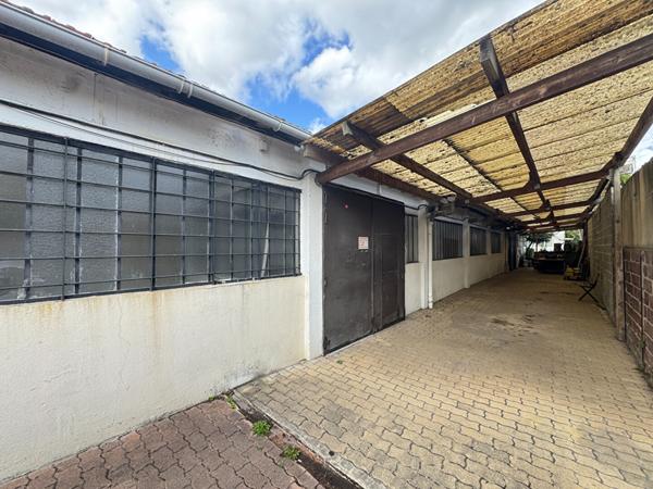 Local d'activité Bagnolet 360 M² et Pavillon 55 M²