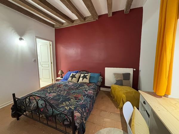 Maison restaurée. Confort, modernité et authenticité au coeur de Lasse Noyant-Villages