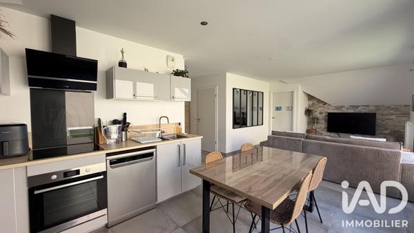 Appartement à vendre 4 pièces 65,3 m² Vert-Saint-Denis