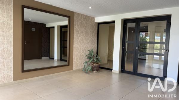 Appartement à vendre 4 pièces 65,3 m² Vert-Saint-Denis
