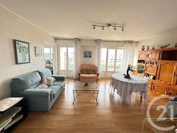 Appartement T4 à vendre  4 pièces - 96 m2 LA ROCHE SUR YON - 85