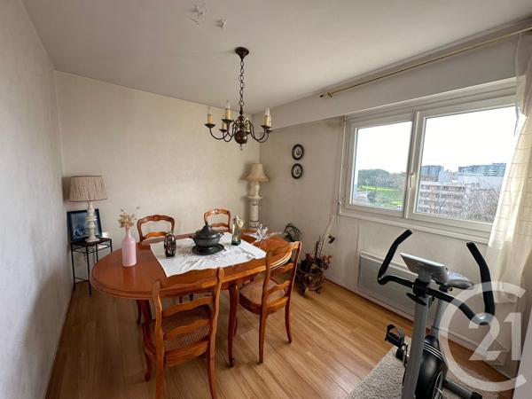 Appartement T4 à vendre  4 pièces - 96 m2 LA ROCHE SUR YON - 85