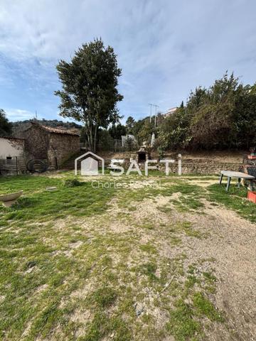 maison de campagne a cinq minutes du centre ville.