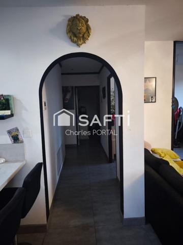 maison de campagne a cinq minutes du centre ville.