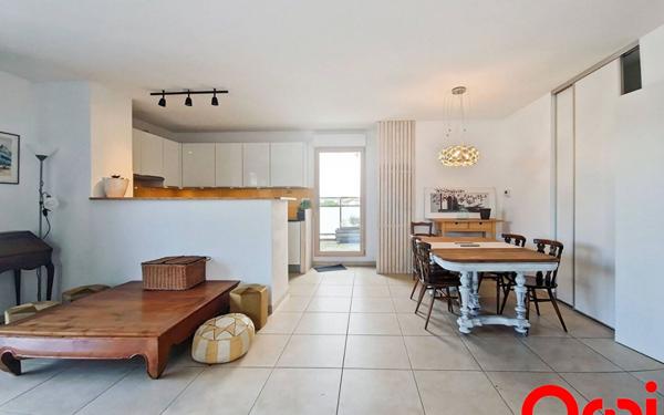 Appartement à louer    4 pièces •  Villeurbanne