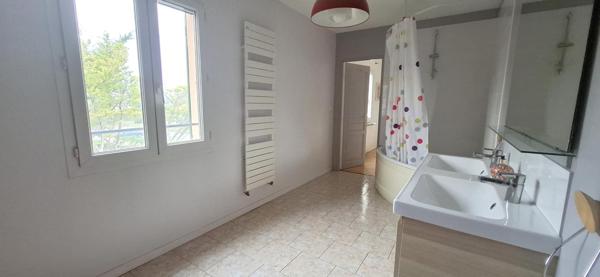 maison lumineuse, 183 m2, 6 pièces, 5 chambres