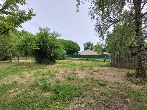 Terrain Saint Magne 547 m²