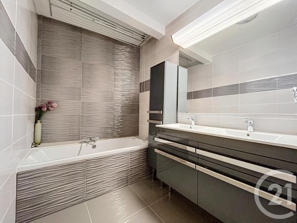 Appartement F3 à vendre  3 pièces - 72,15 m2 COMPIEGNE - 60