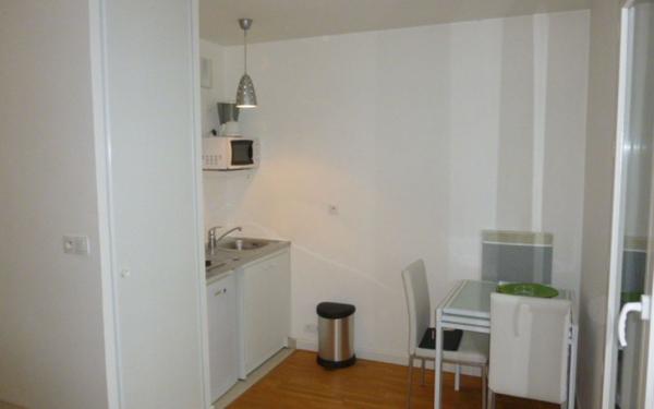 Appartement à louer    1 pièce • 22,92 m2 Issy-les-Moulineaux
