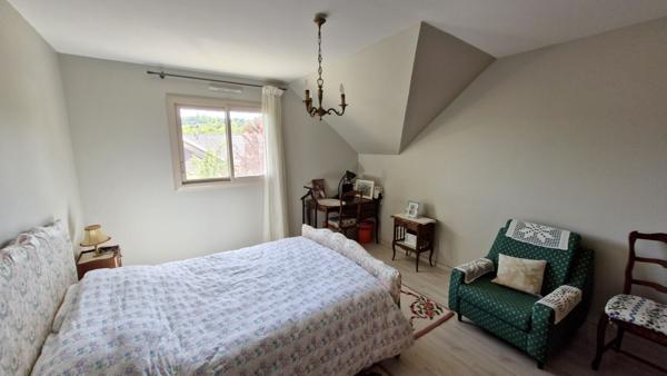 Maison 8 pièces 195 m2