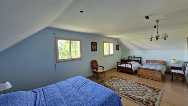 Maison 8 pièces 195 m2