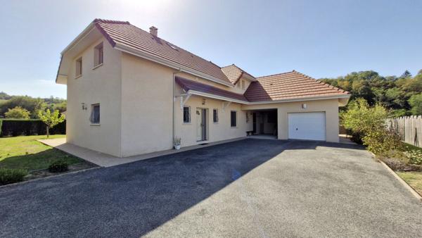 Maison 8 pièces 195 m2