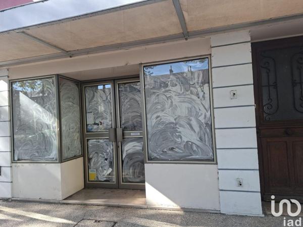 Location murs commerciaux  52 m² Montargis