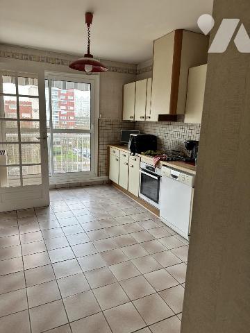 Quartier des Provinces. F4 de 84m²