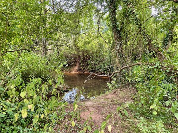 Pléguien (22290) Maison, garage et jardin.