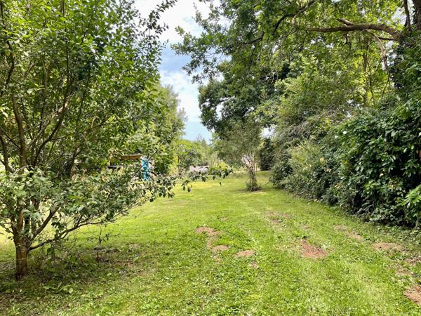 Pléguien (22290) Maison, garage et jardin.