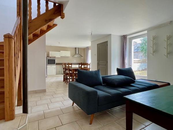 Pléguien (22290) Maison, garage et jardin.