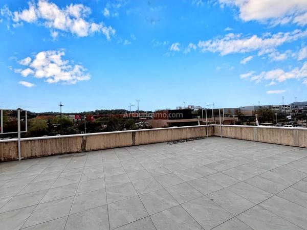 Vente                                                      Local commercial
                        
                     4 pièces                      71 m2                     à Mezzavia
