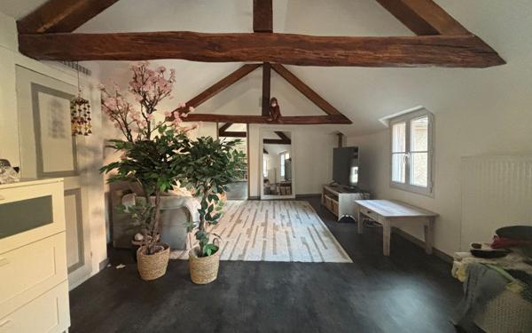 Appartement à vendre    4 pièces • 126,81 m2 Auxerre