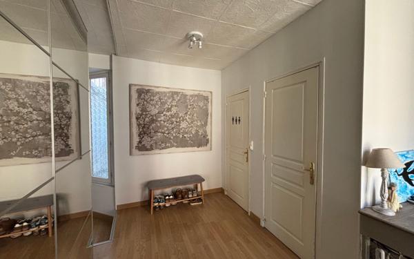 Appartement à vendre    4 pièces • 126,81 m2 Auxerre