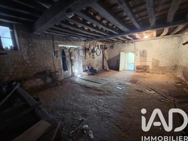 Immeuble à vendre 250 m² Ingré