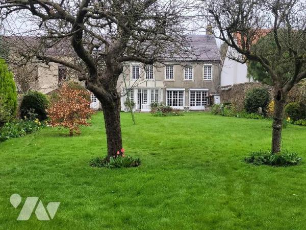SAINT MARTIN BOULOGNE, Maison d'habitation - Belle maison de Maître très lumineuse alliant char...