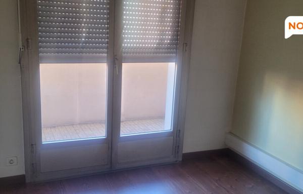 CLUSES : APPARTEMENT 8O M2