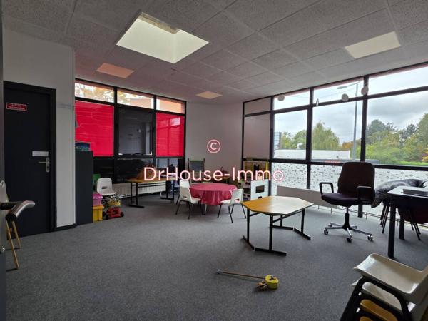 Bureau à vendre 10 pièces de 600 m²