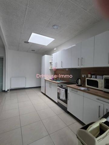 Bureau à vendre 10 pièces de 600 m²