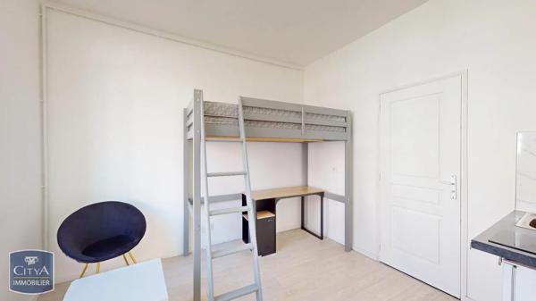 Appartement à louer 1 pièce 12.61m²