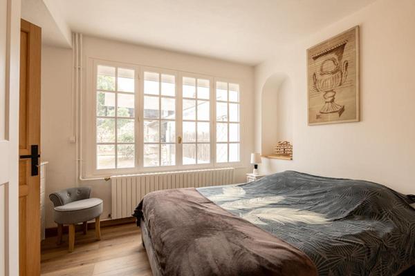 LIEUX UNIQUES ® - PROPRIÉTÉS PRIVÉES  PROPOSE TRÈS JOLI CORPS DE FERME RENOVÉ À THENAY (41350)