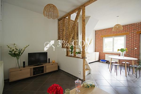 Maison
                                                                                                                                                                                                                                                                                                                        3 pièce(s)                                                                                                                                                                                                          2 chambre(s)                                                                                                                                                                                                          63  m²