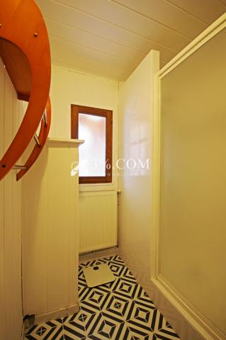 Maison
                                                                                                                                                                                                                                                                                                                        3 pièce(s)                                                                                                                                                                                                          2 chambre(s)                                                                                                                                                                                                          63  m²