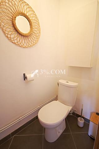Maison
                                                                                                                                                                                                                                                                                                                        3 pièce(s)                                                                                                                                                                                                          2 chambre(s)                                                                                                                                                                                                          63  m²