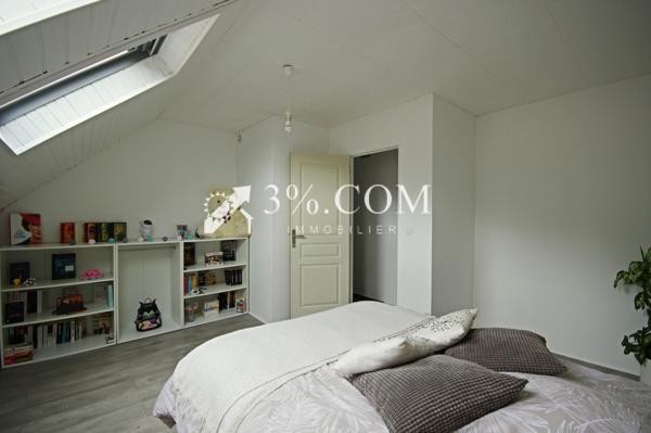Maison
                                                                                                                                                                                                                                                                                                                        3 pièce(s)                                                                                                                                                                                                          2 chambre(s)                                                                                                                                                                                                          63  m²