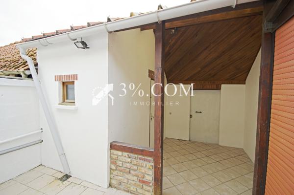 Maison
                                                                                                                                                                                                                                                                                                                        3 pièce(s)                                                                                                                                                                                                          2 chambre(s)                                                                                                                                                                                                          63  m²
