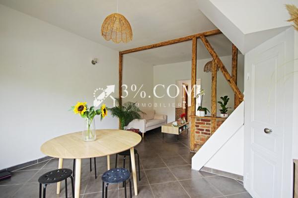Maison
                                                                                                                                                                                                                                                                                                                        3 pièce(s)                                                                                                                                                                                                          2 chambre(s)                                                                                                                                                                                                          63  m²